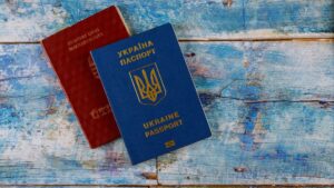 dual citizenship laws by country guide 300x169.dual citizenship laws by country guide